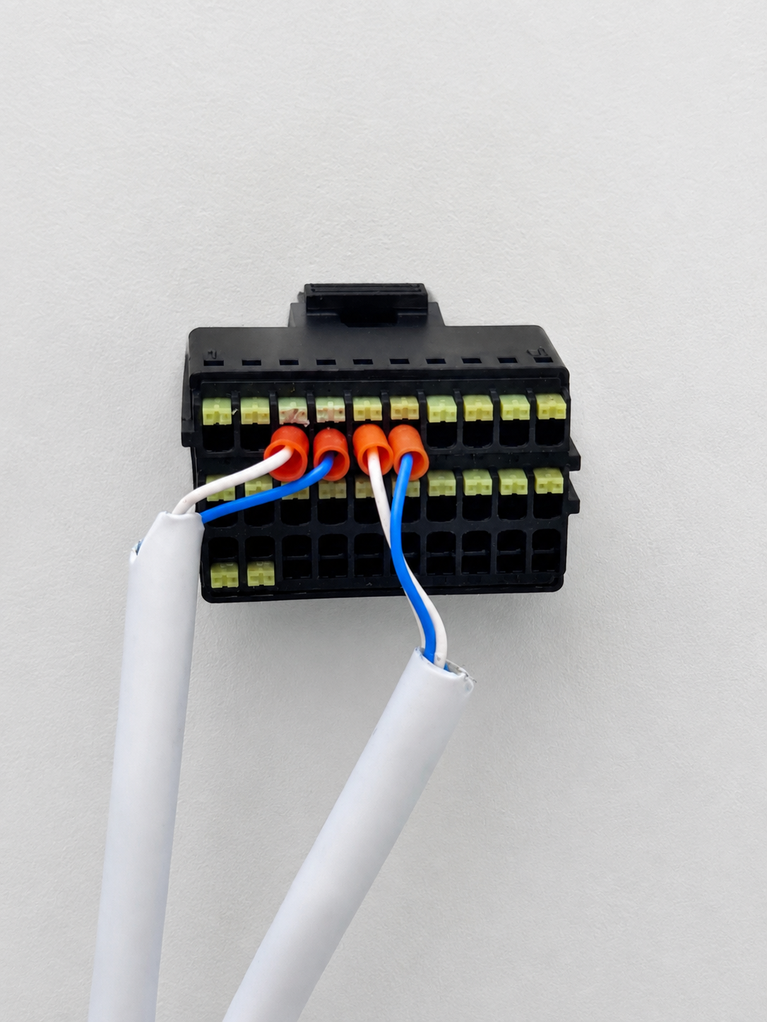 Kontrol af SolarSmart ledninger i Growatt COM-stik