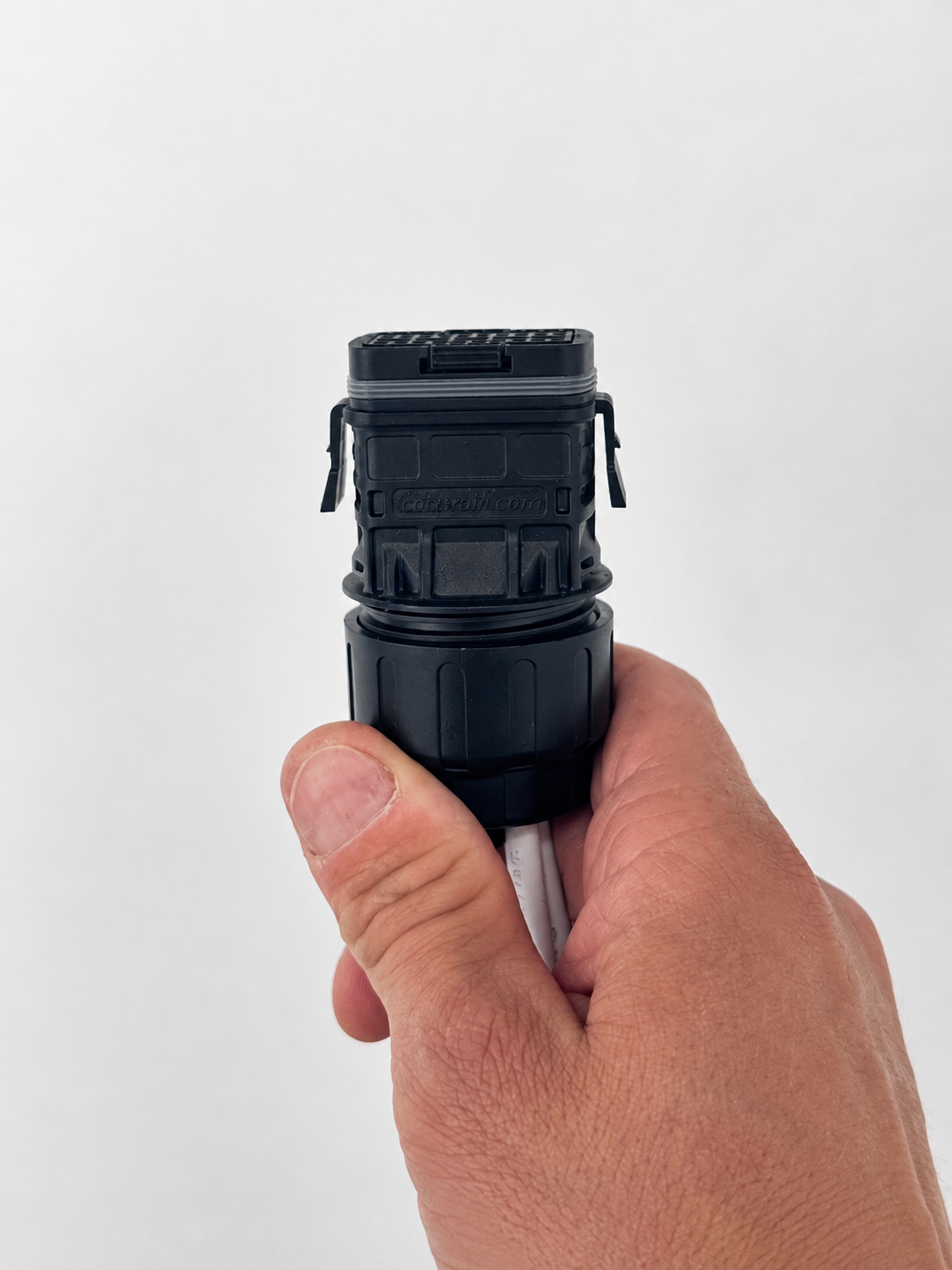 Growatt COM-stik samlet med SolarSmart forbindelseskabel